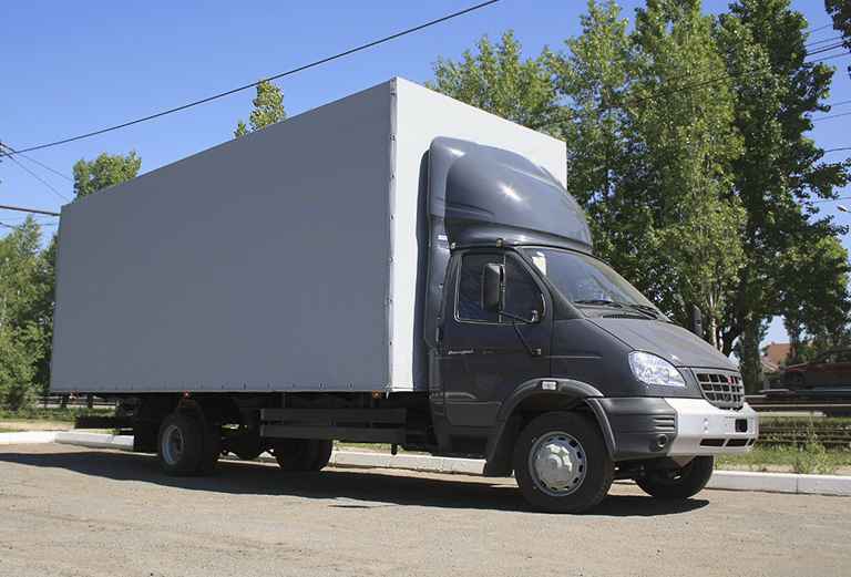 Заказать отдельный автомобиль для доставки мебели : Оборудование и части из Екатеринбурга в Читу