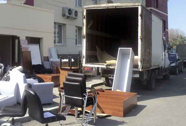 Заказ грузового автомобиля для доставки мебели : 8 из Верхней Салды в Элисту