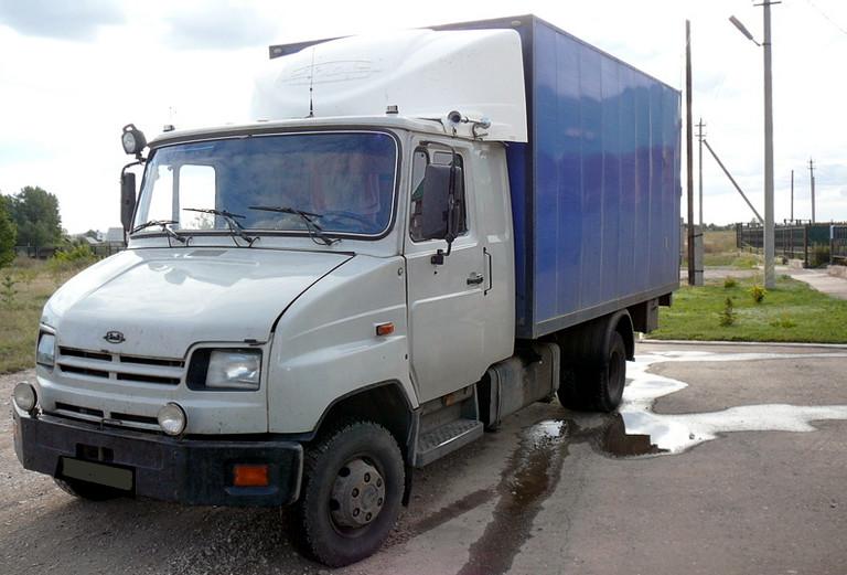 Заказать грузовую газель для перевозки вещей : Мебель и бытовая техника из Невинномысска в Калининград